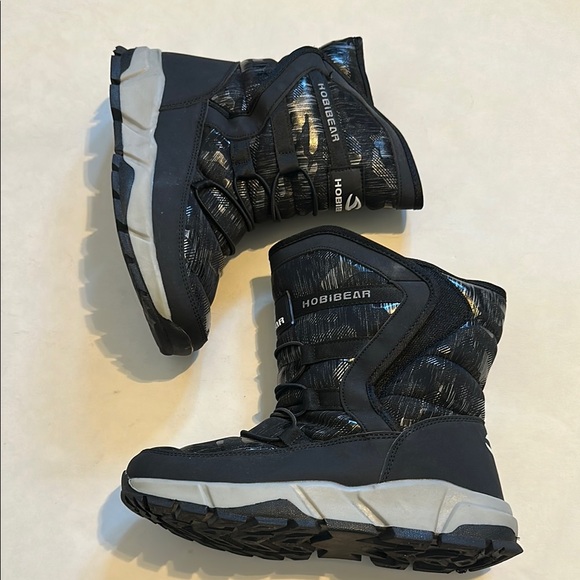Black Kids Winter Boots - Picture 3 of 10